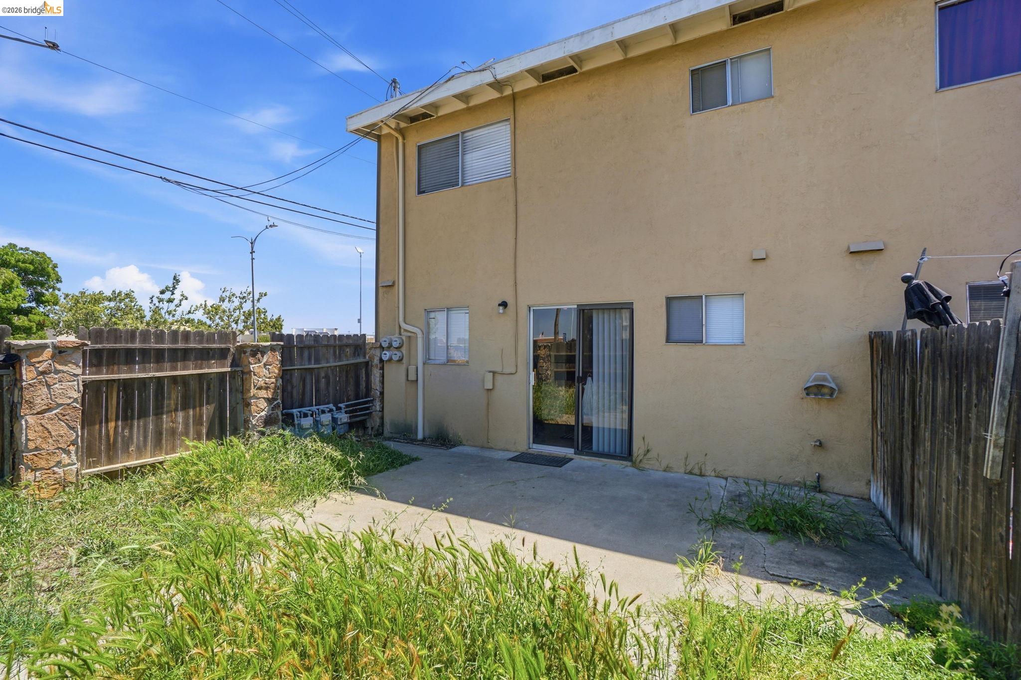 3513 Fairview