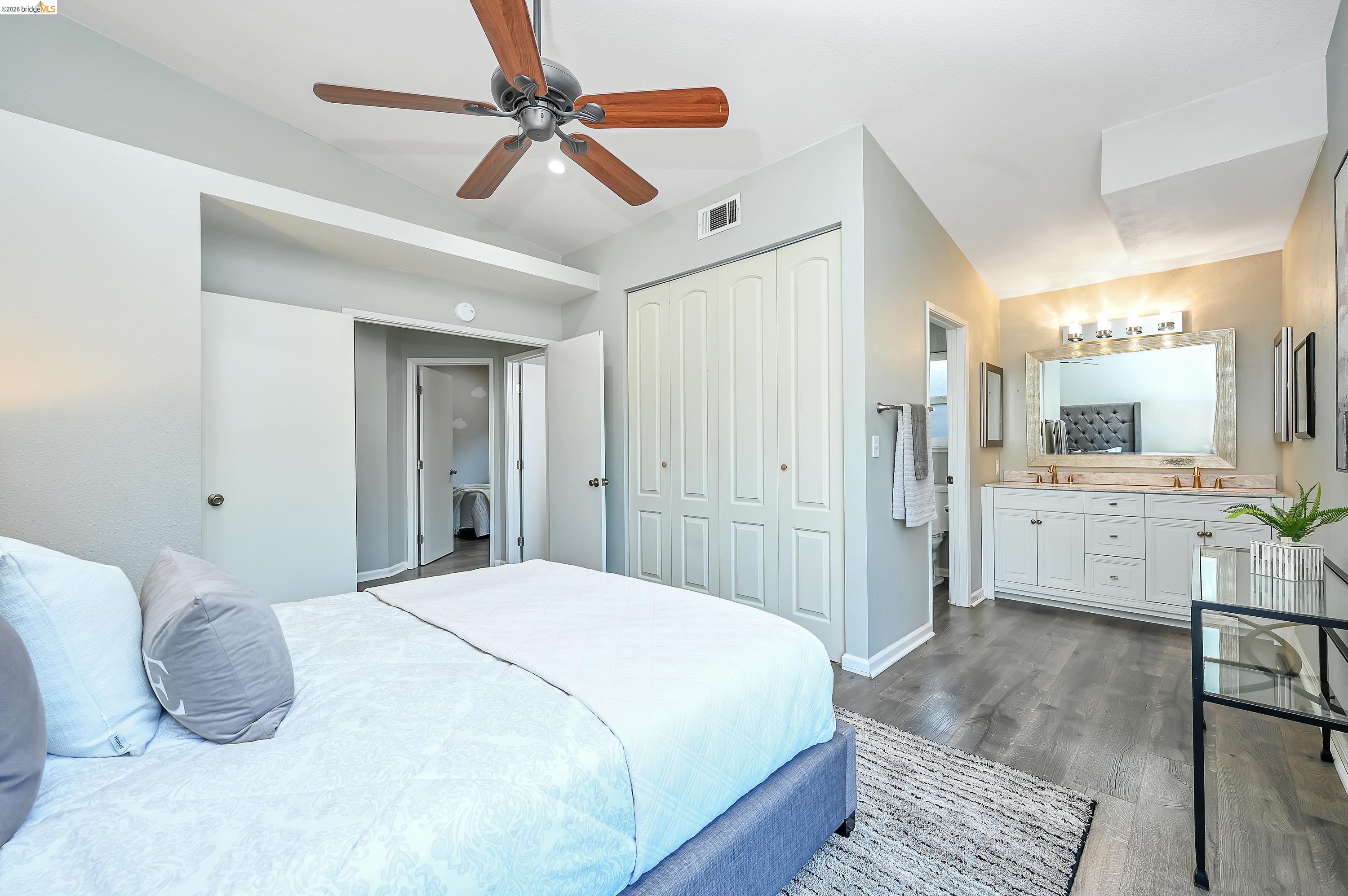 200 Spindrift Ct