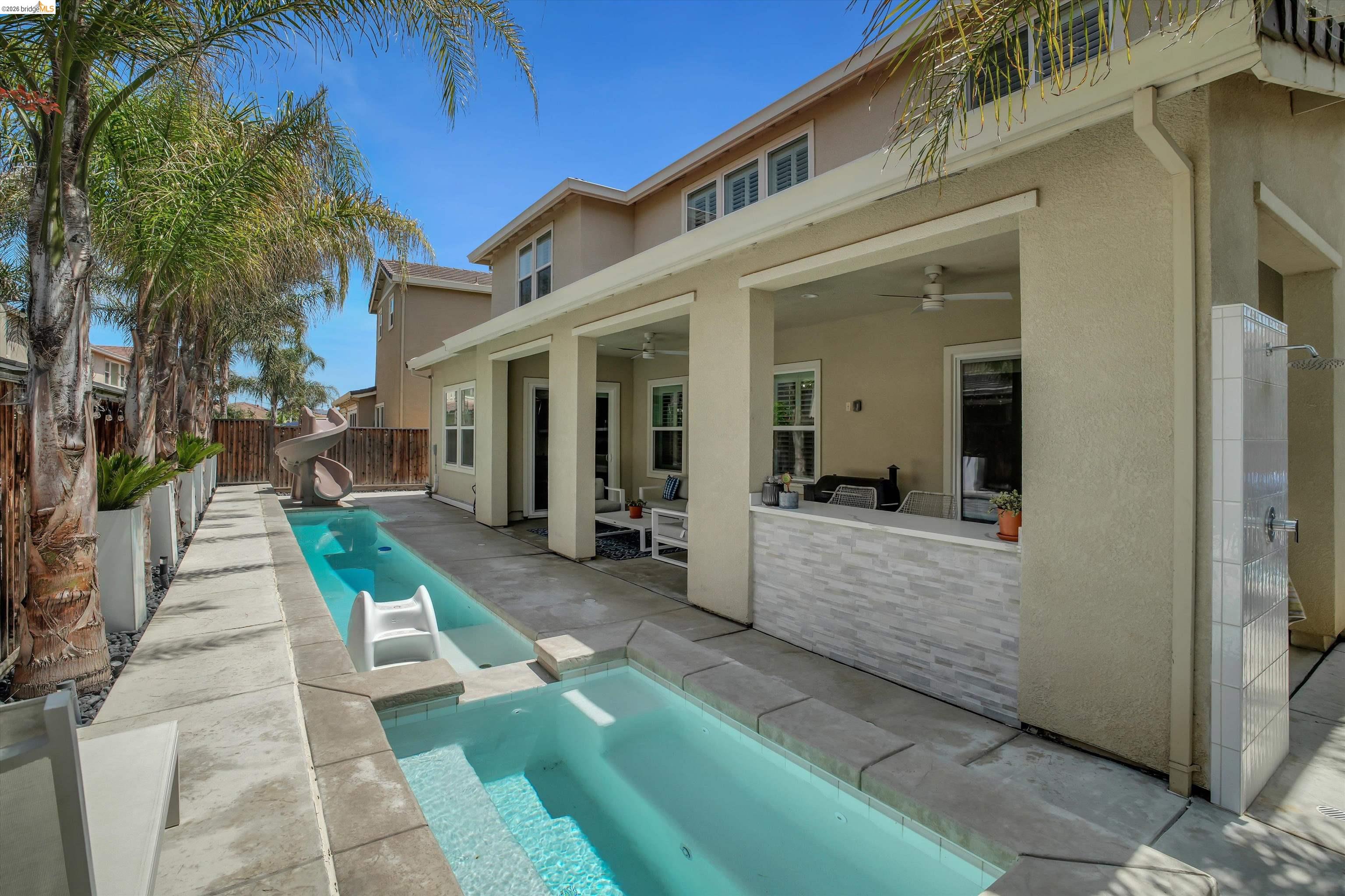 412 Lakehead Ct