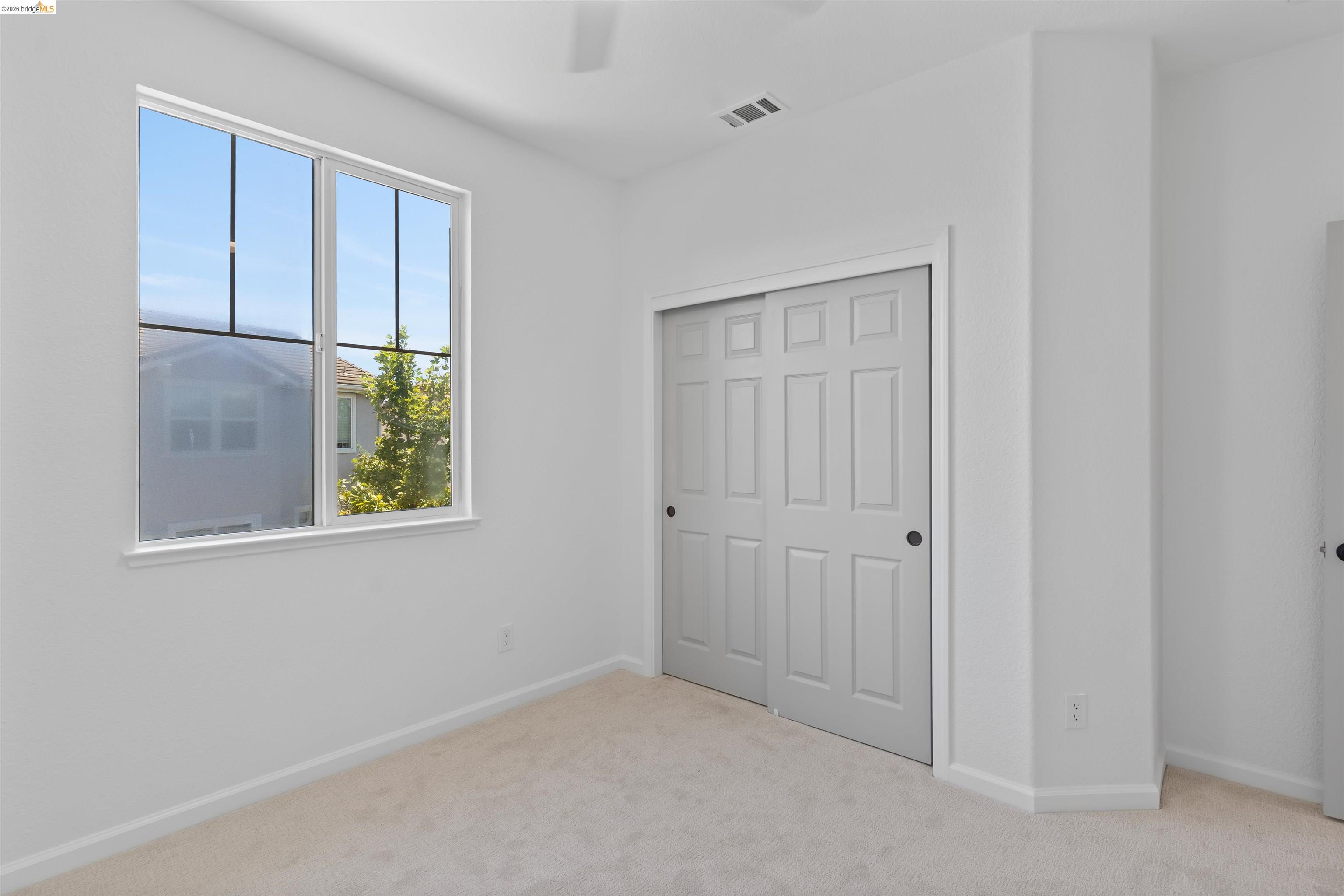 60 Narcissus Ct