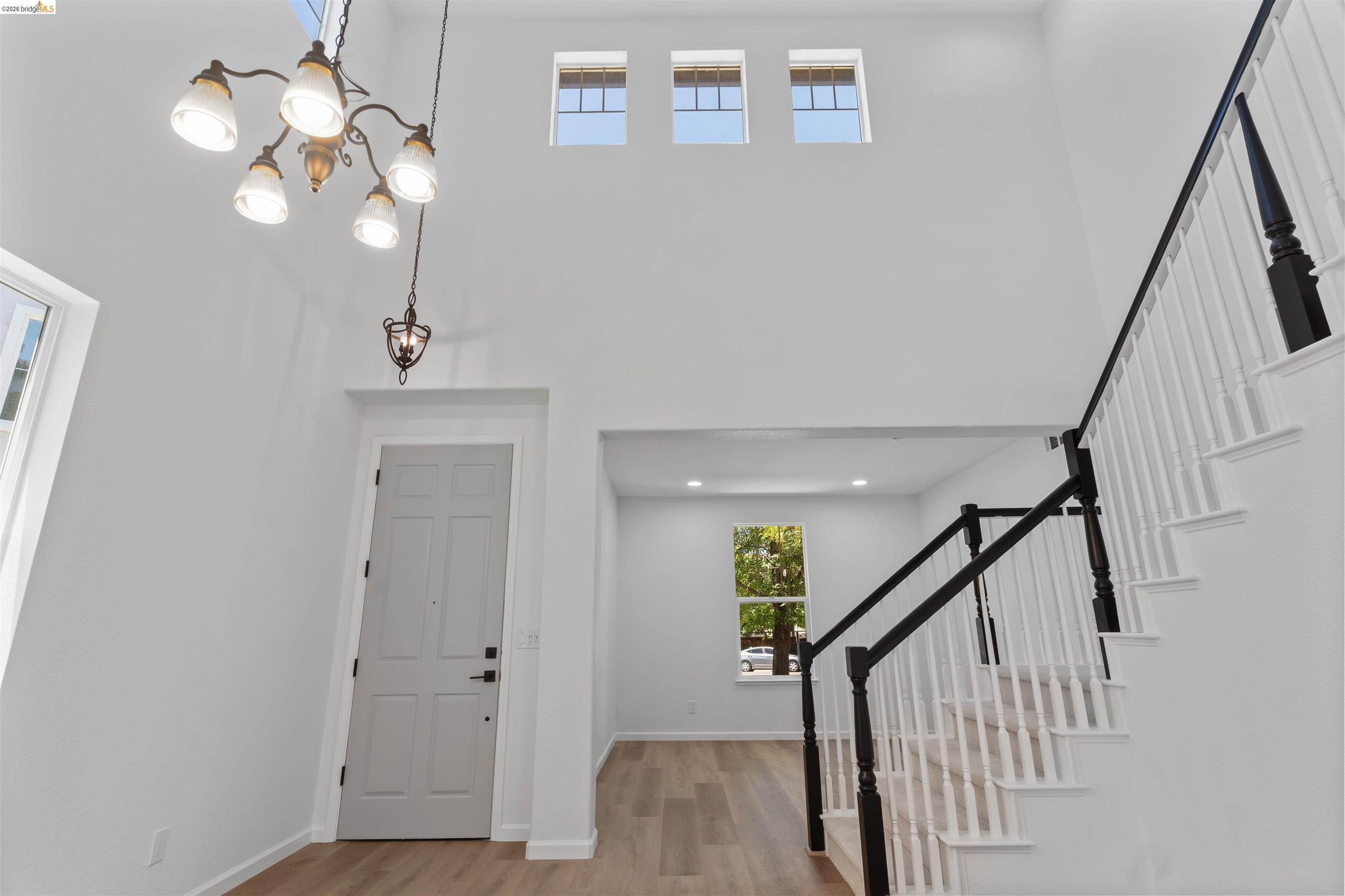 60 Narcissus Ct
