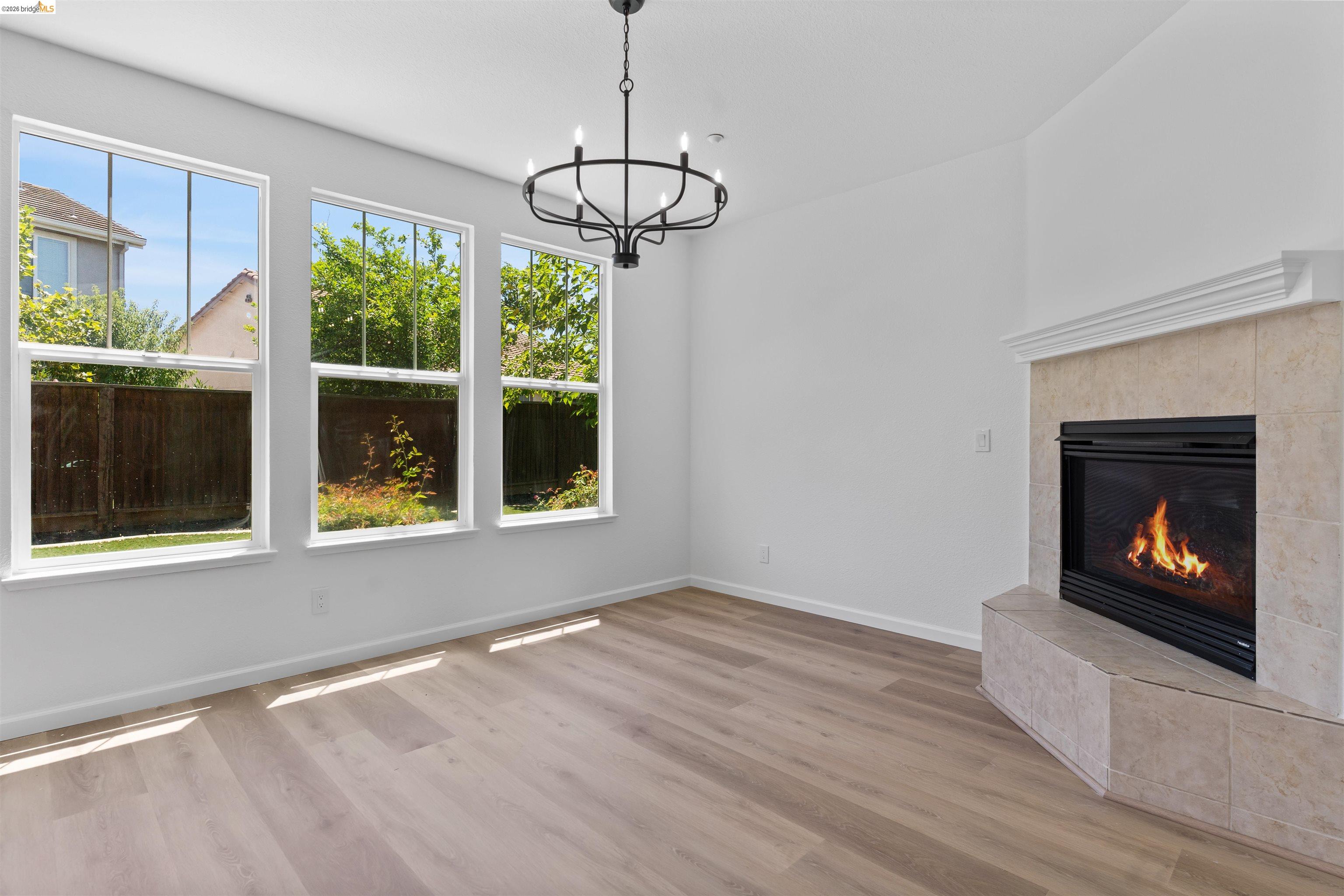 60 Narcissus Ct