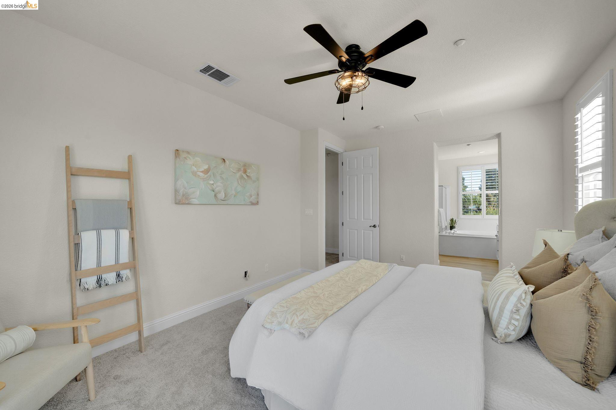 1436 Charisma Way
