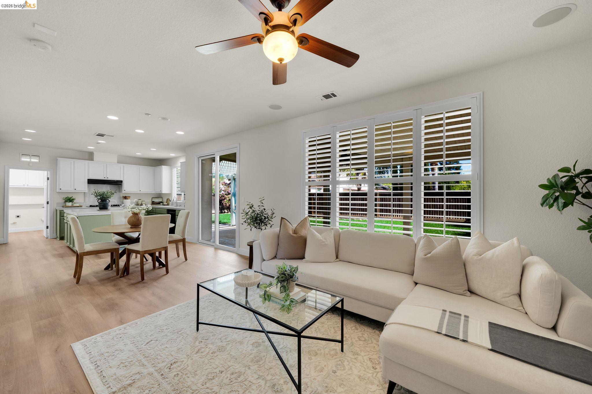1436 Charisma Way