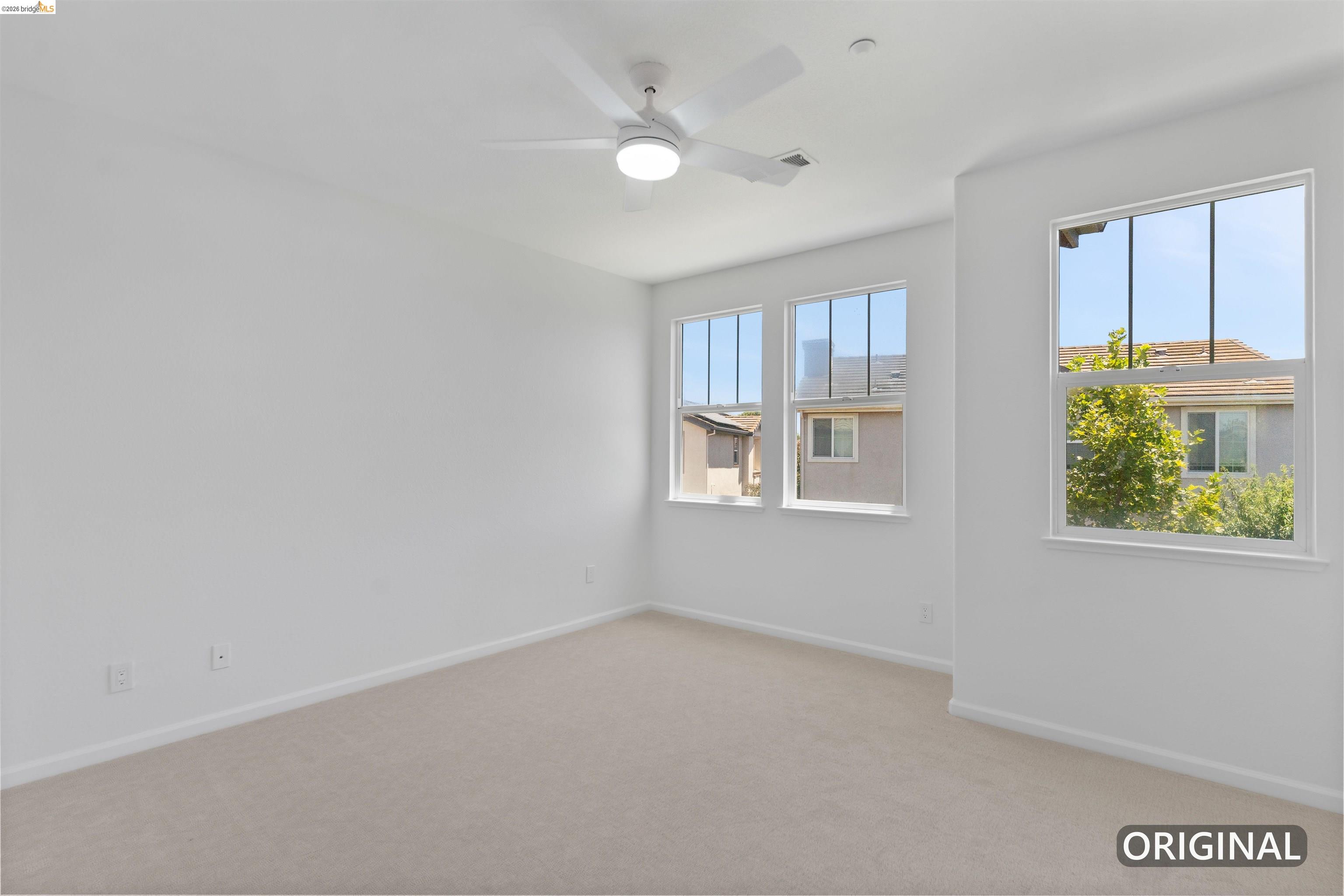 60 Narcissus Ct