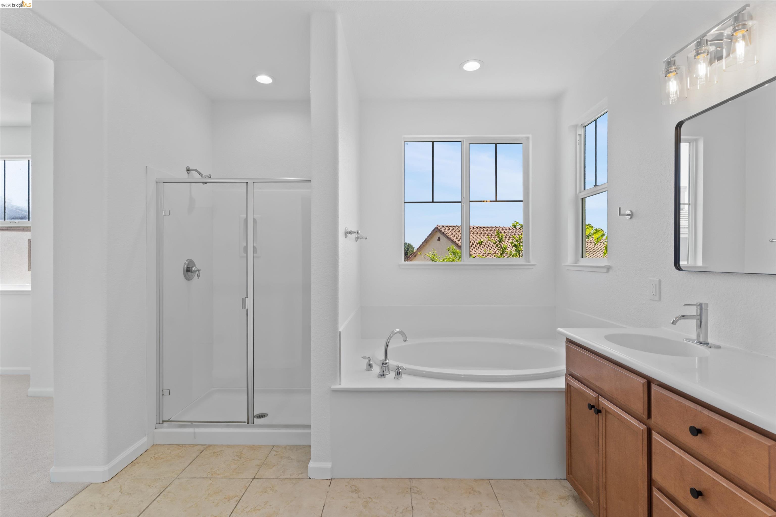 60 Narcissus Ct