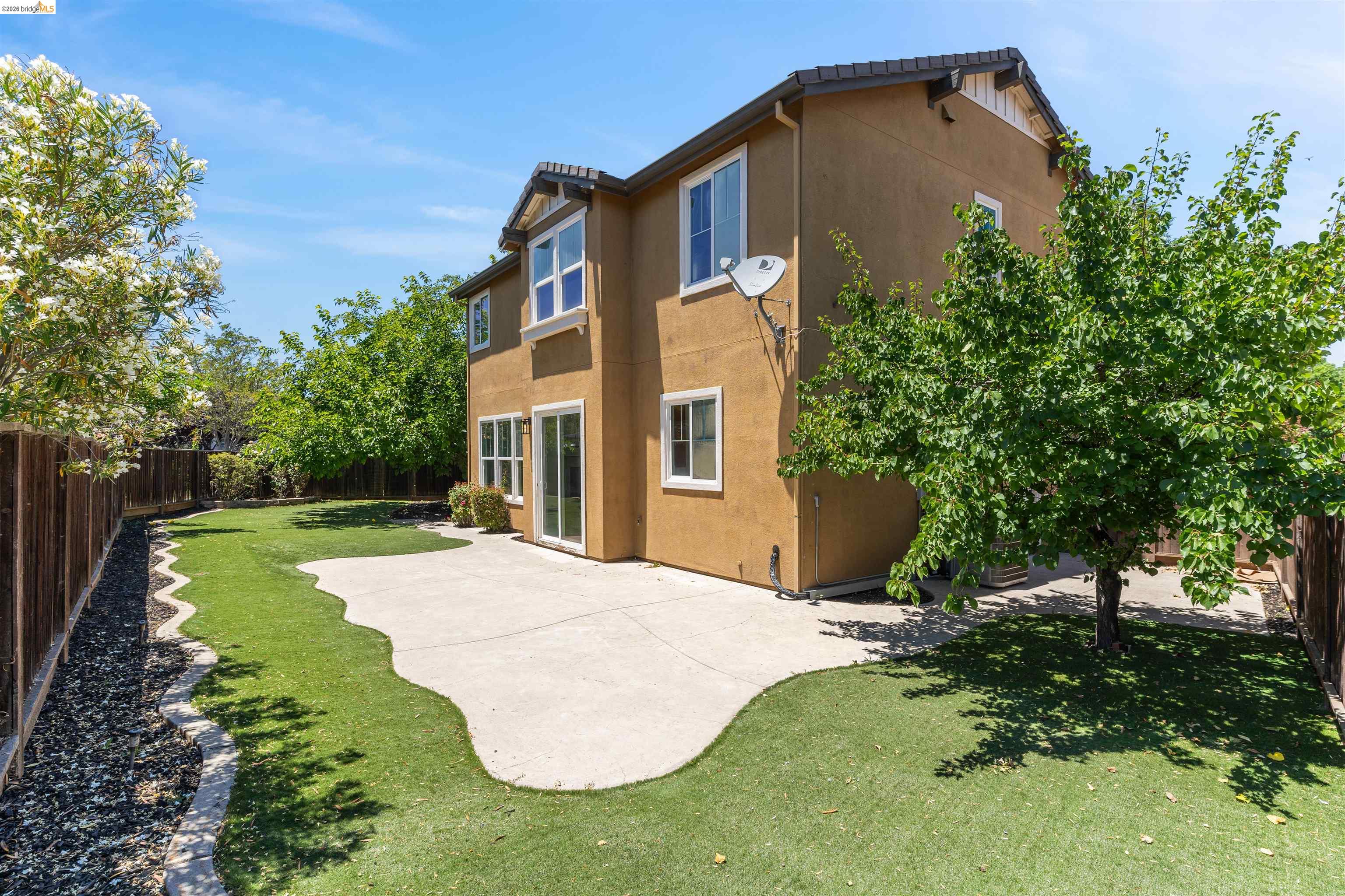 60 Narcissus Ct
