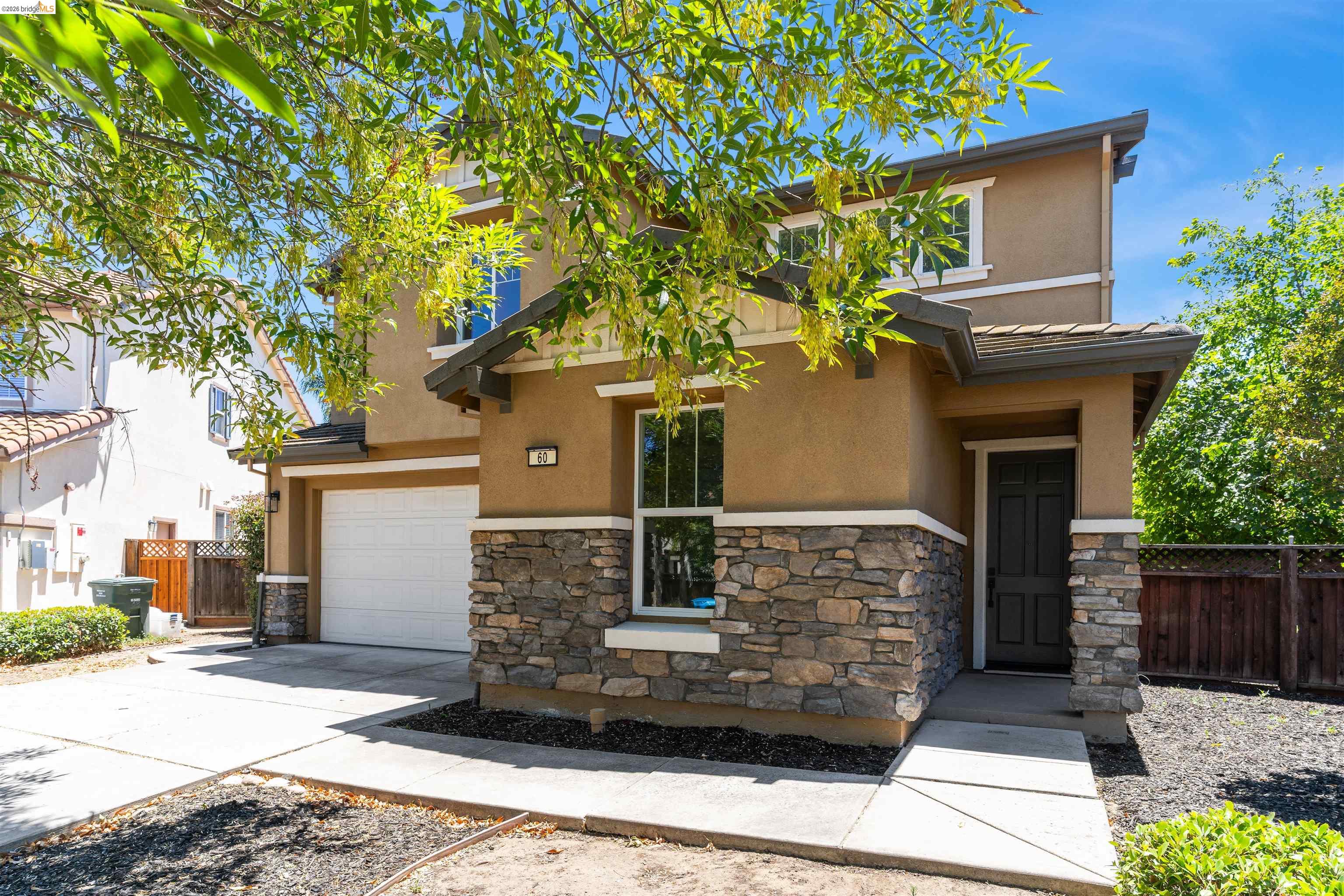 60 Narcissus Ct