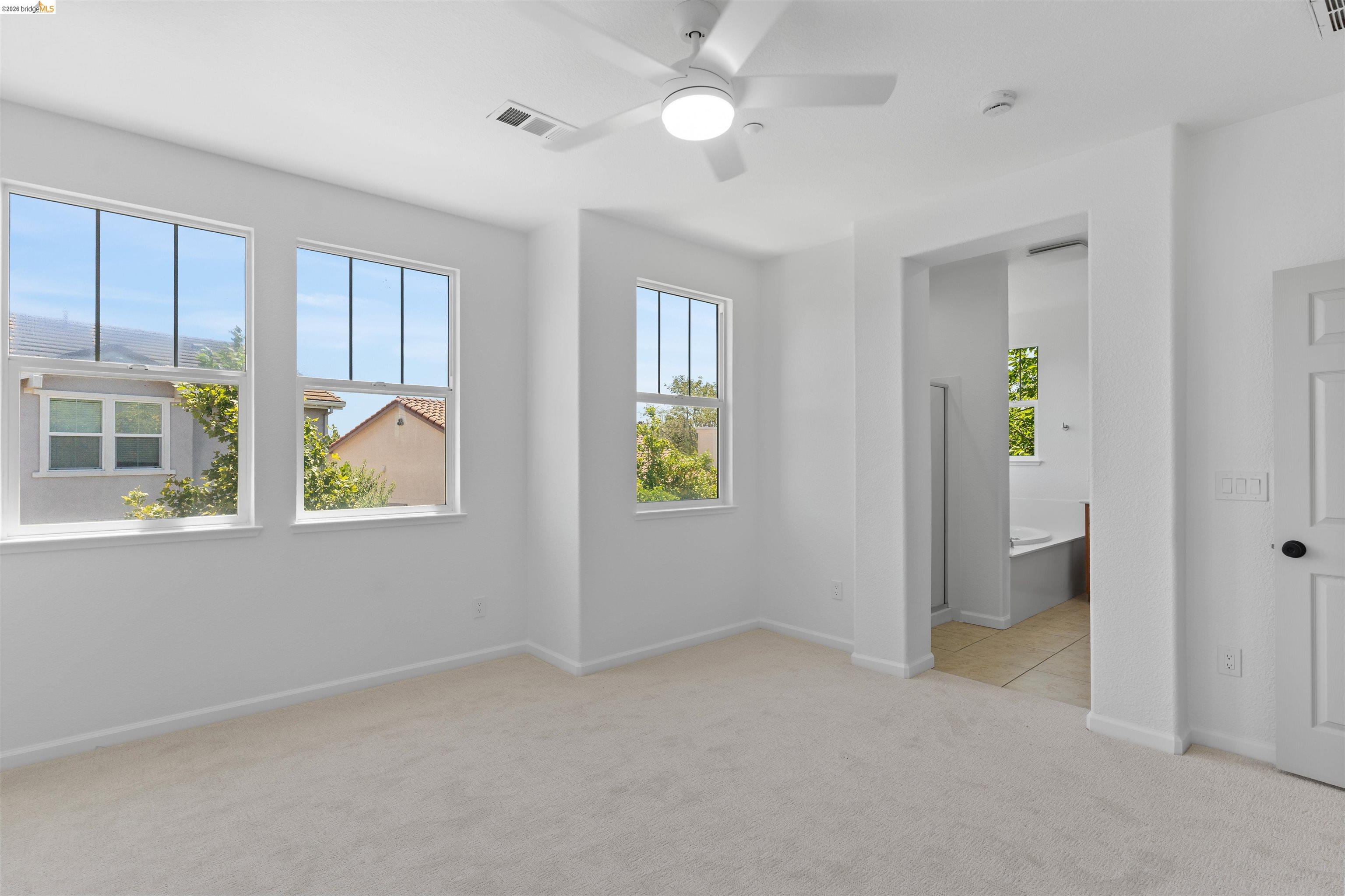 60 Narcissus Ct