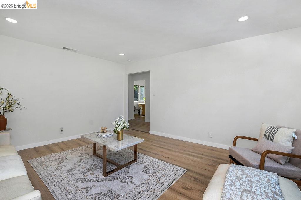 1701 Daisy Way