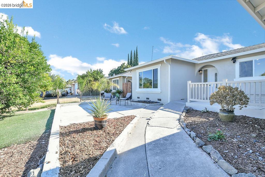 1701 Daisy Way