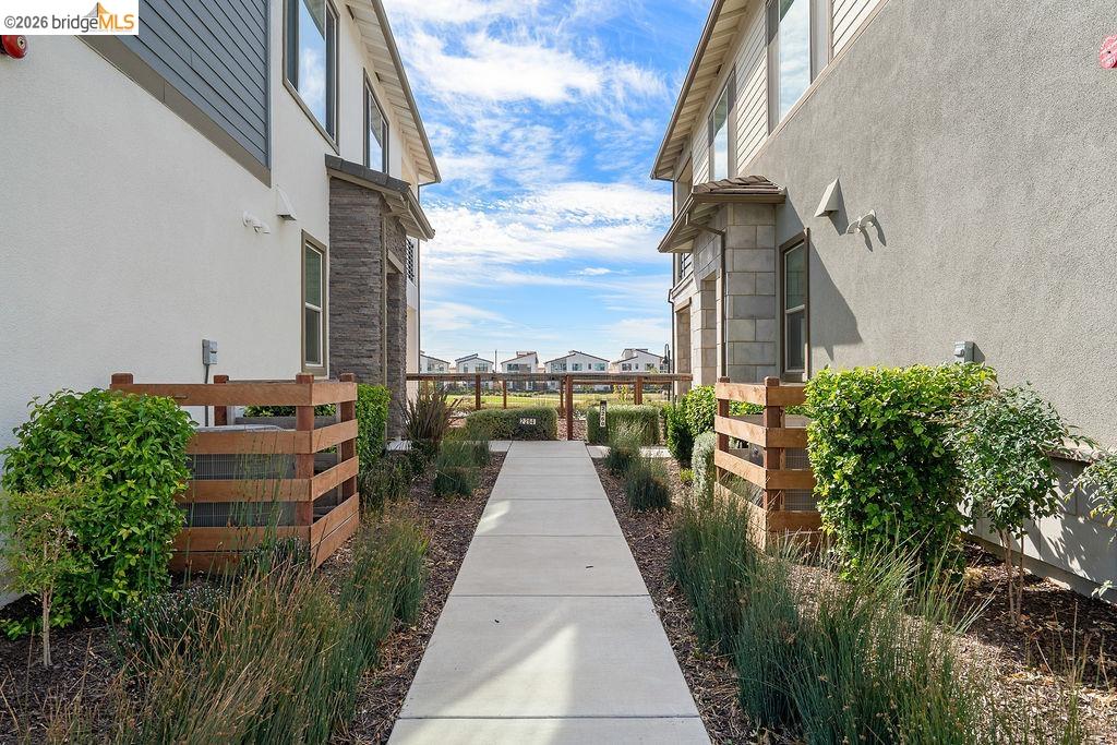 2260 SOLACE VISTA