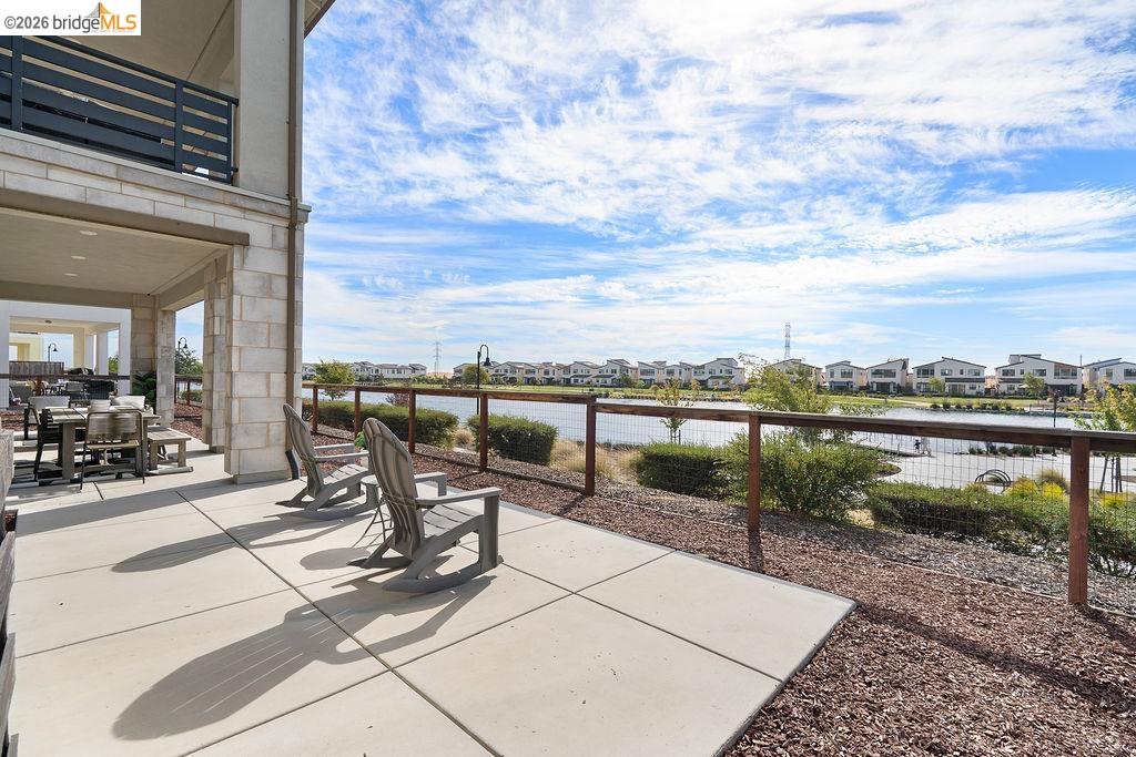 2260 SOLACE VISTA