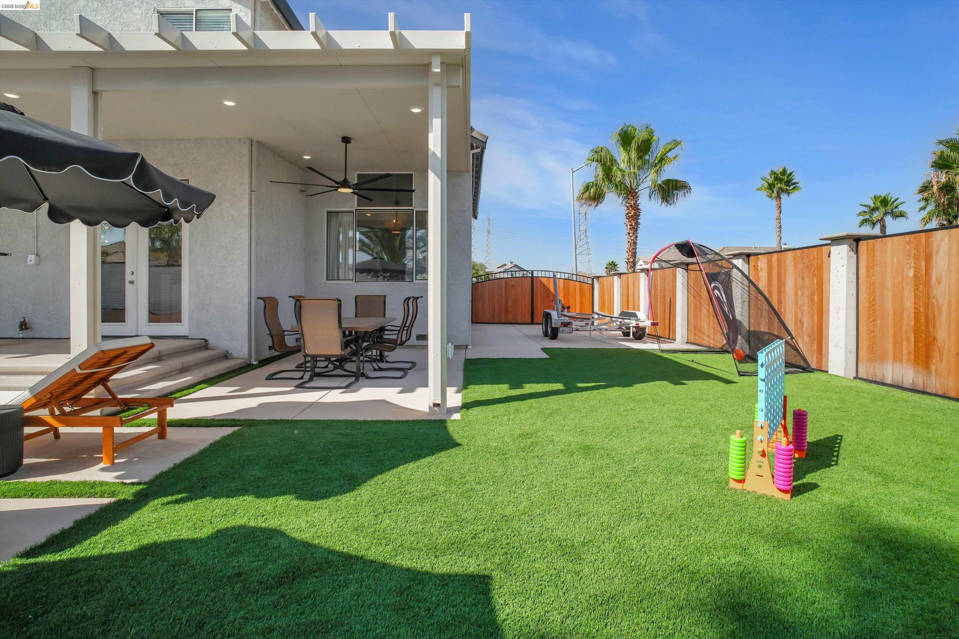 2331 Newport Pl