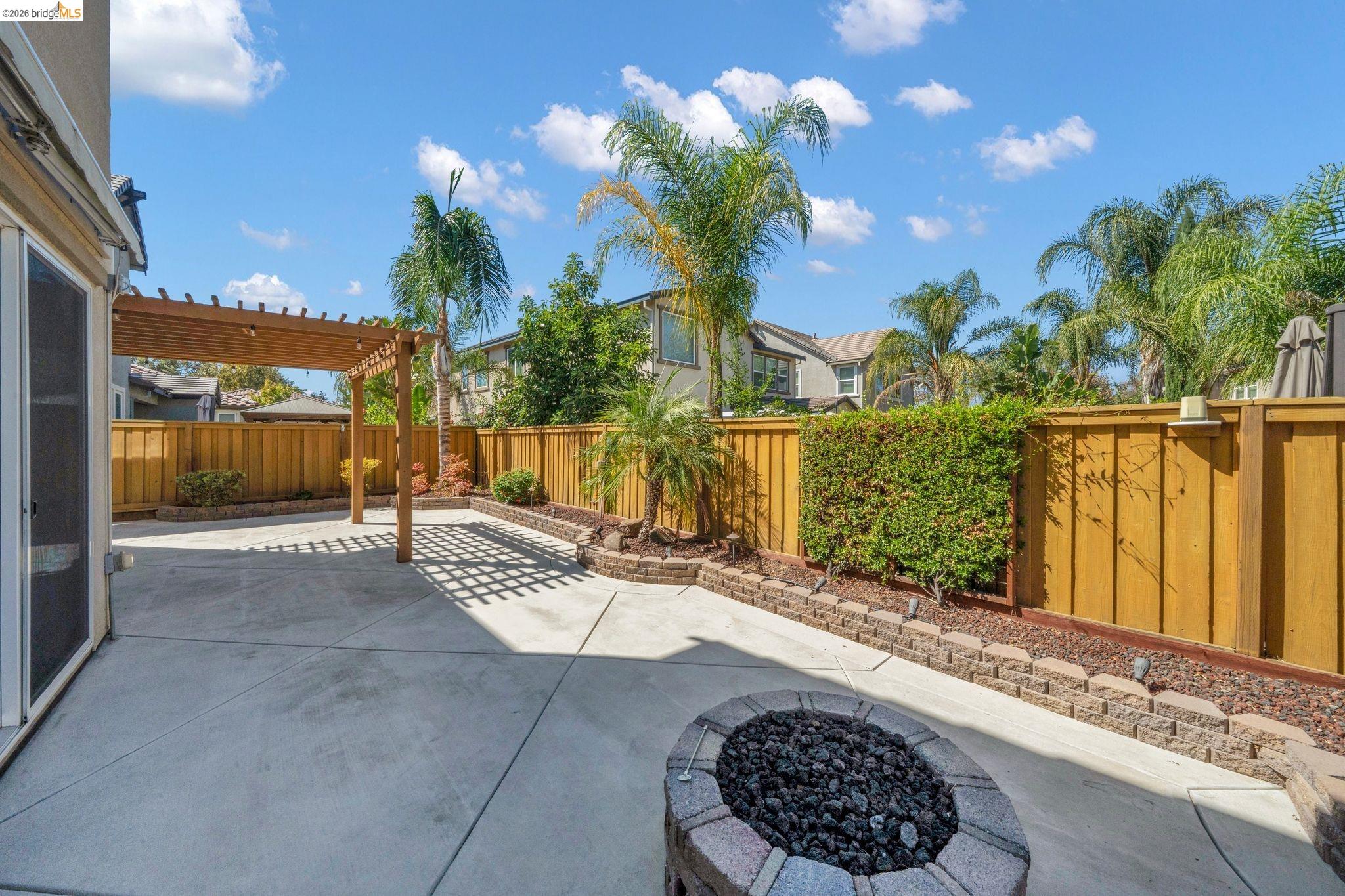485 Trianda Way