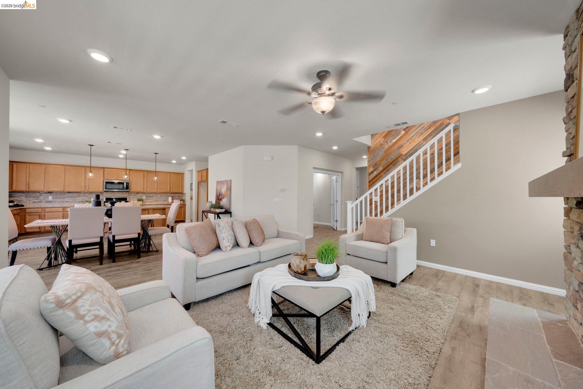 485 Trianda Way
