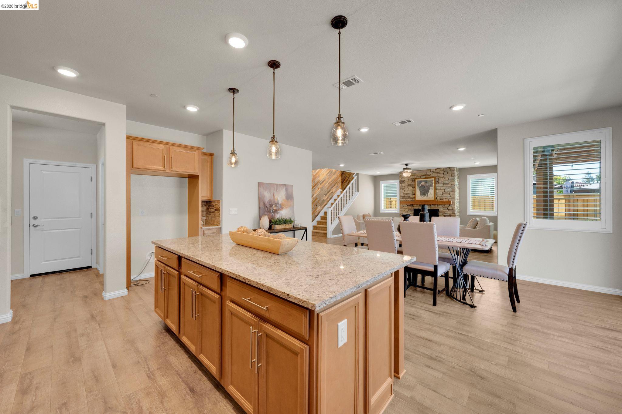 485 Trianda Way
