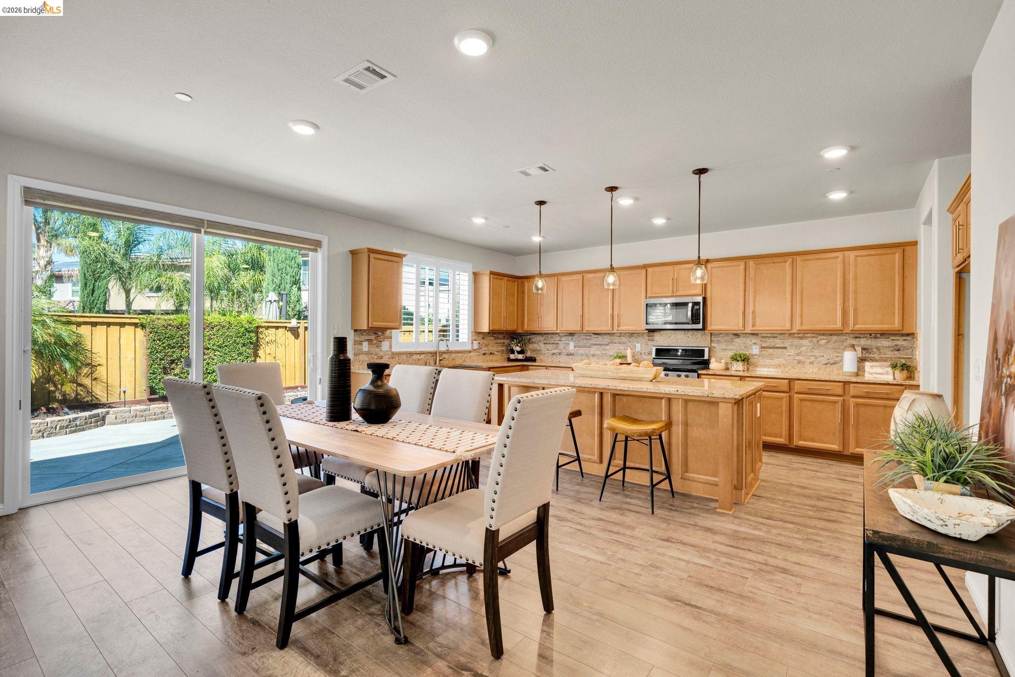 485 Trianda Way