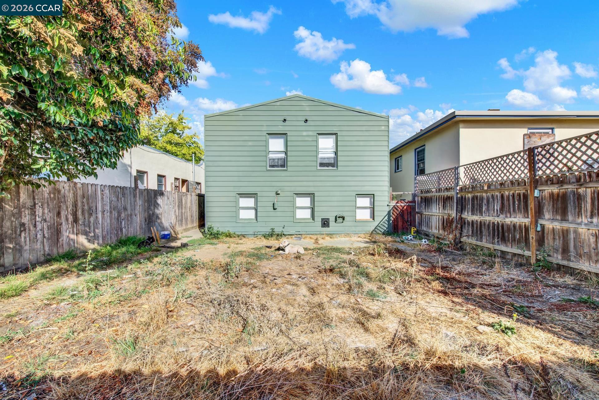 1407 Ryder St