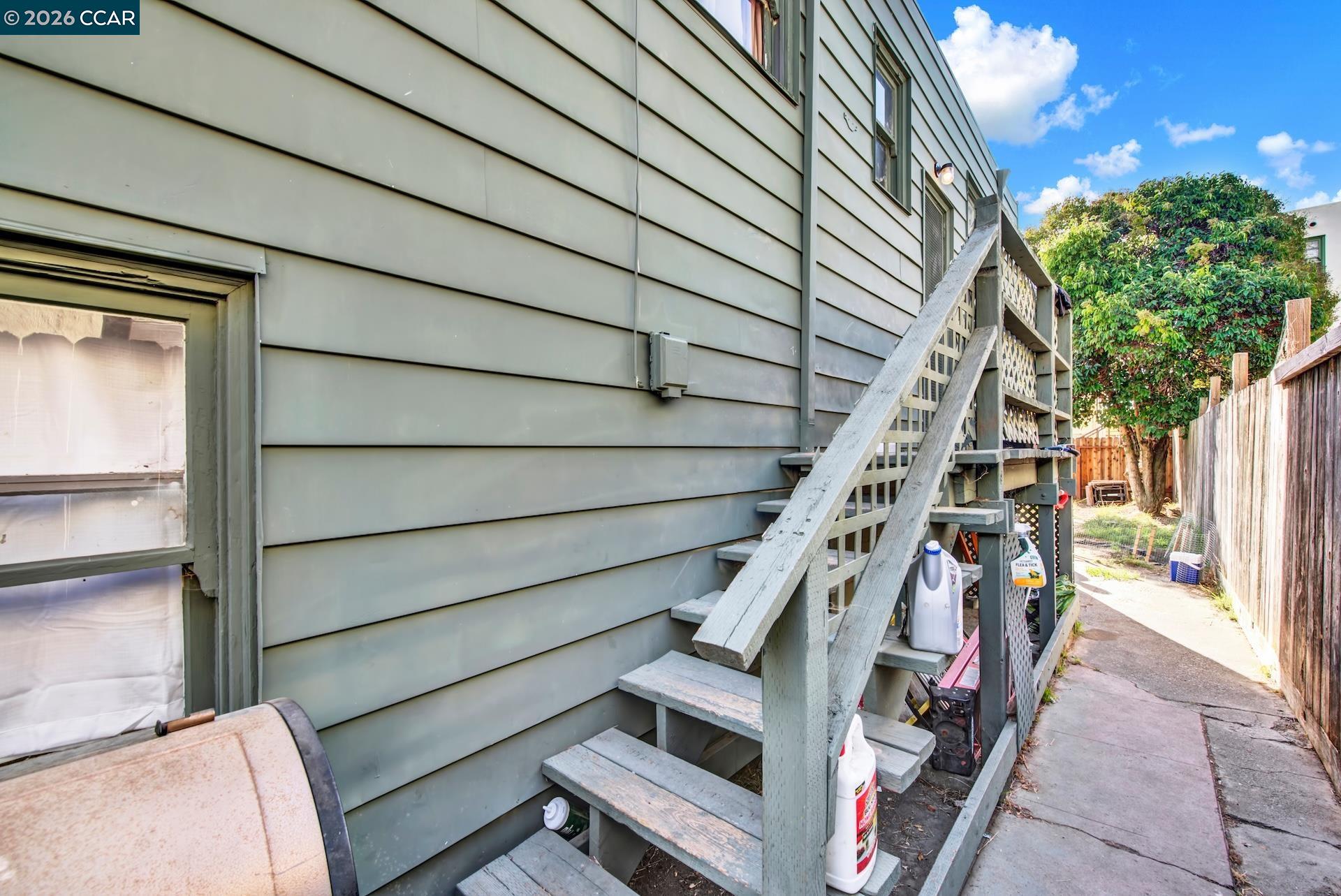 1407 Ryder St