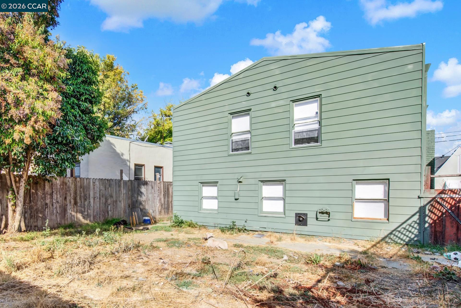 1407 Ryder St