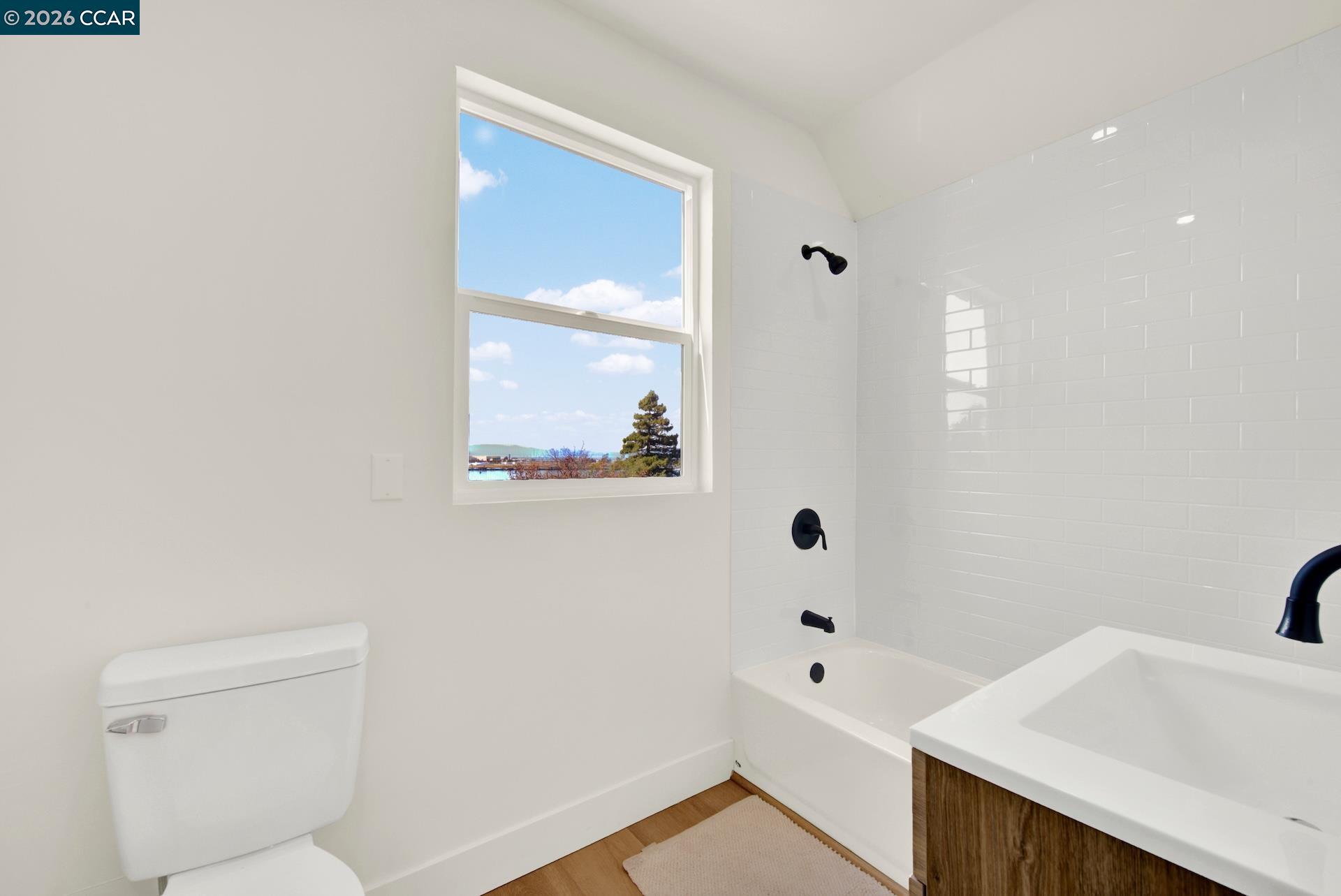 101 B St