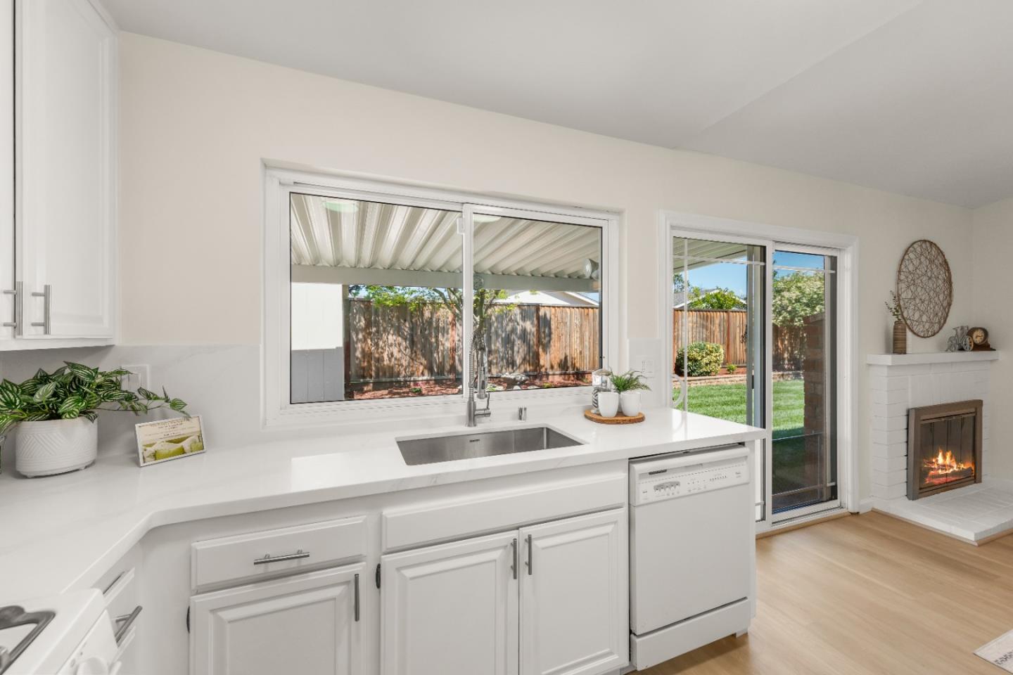 5830 Cadiz Drive