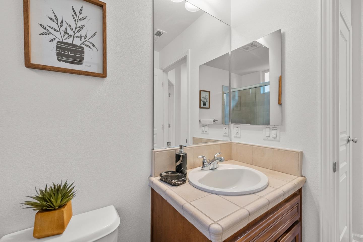 582 Almaden Walk Loop