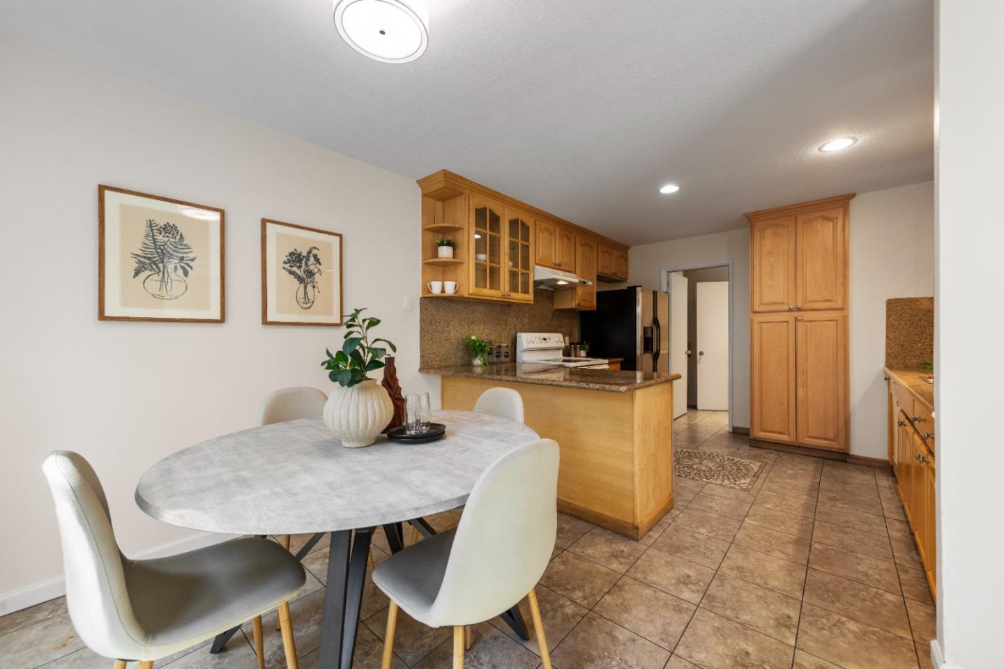 942 Summerside Drive # C