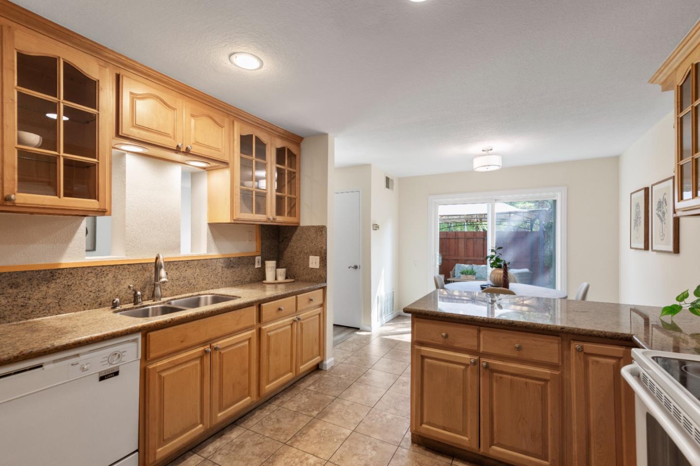 942 Summerside Drive # C