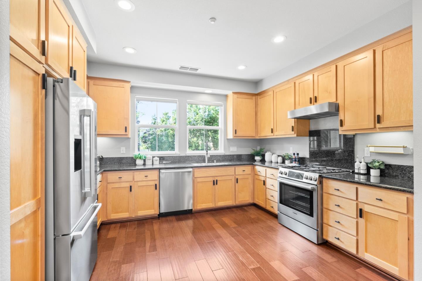 1165 Kassel Terrace
