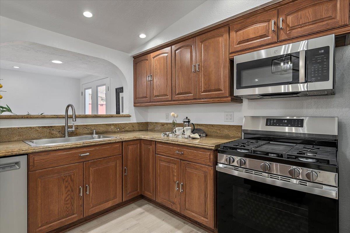 902 Blazingwood Drive