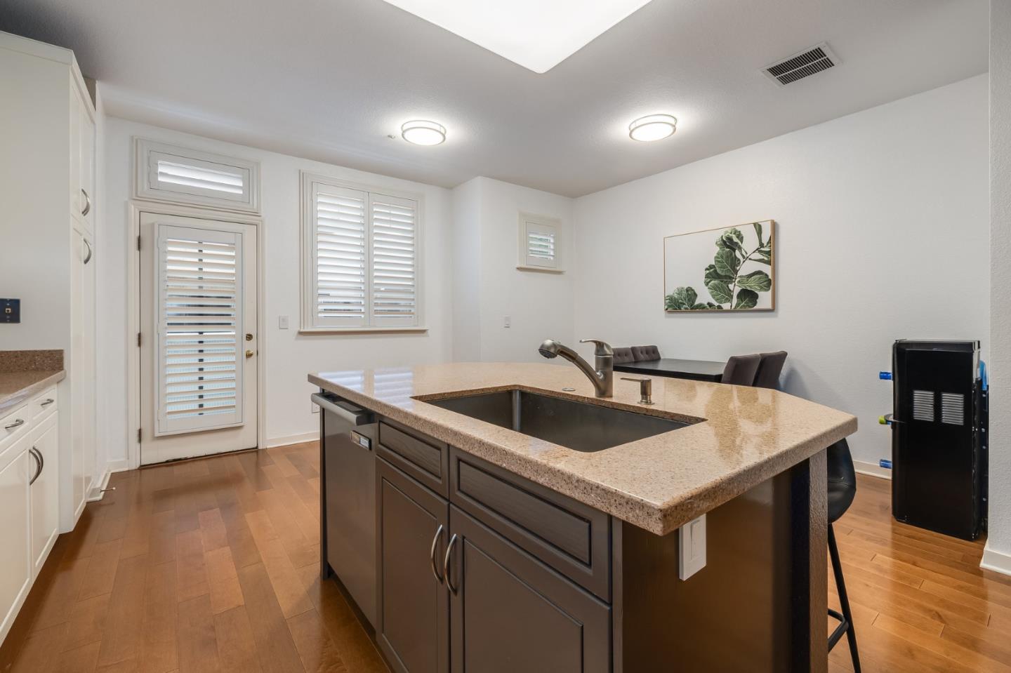 3421 El Camino Real # 11