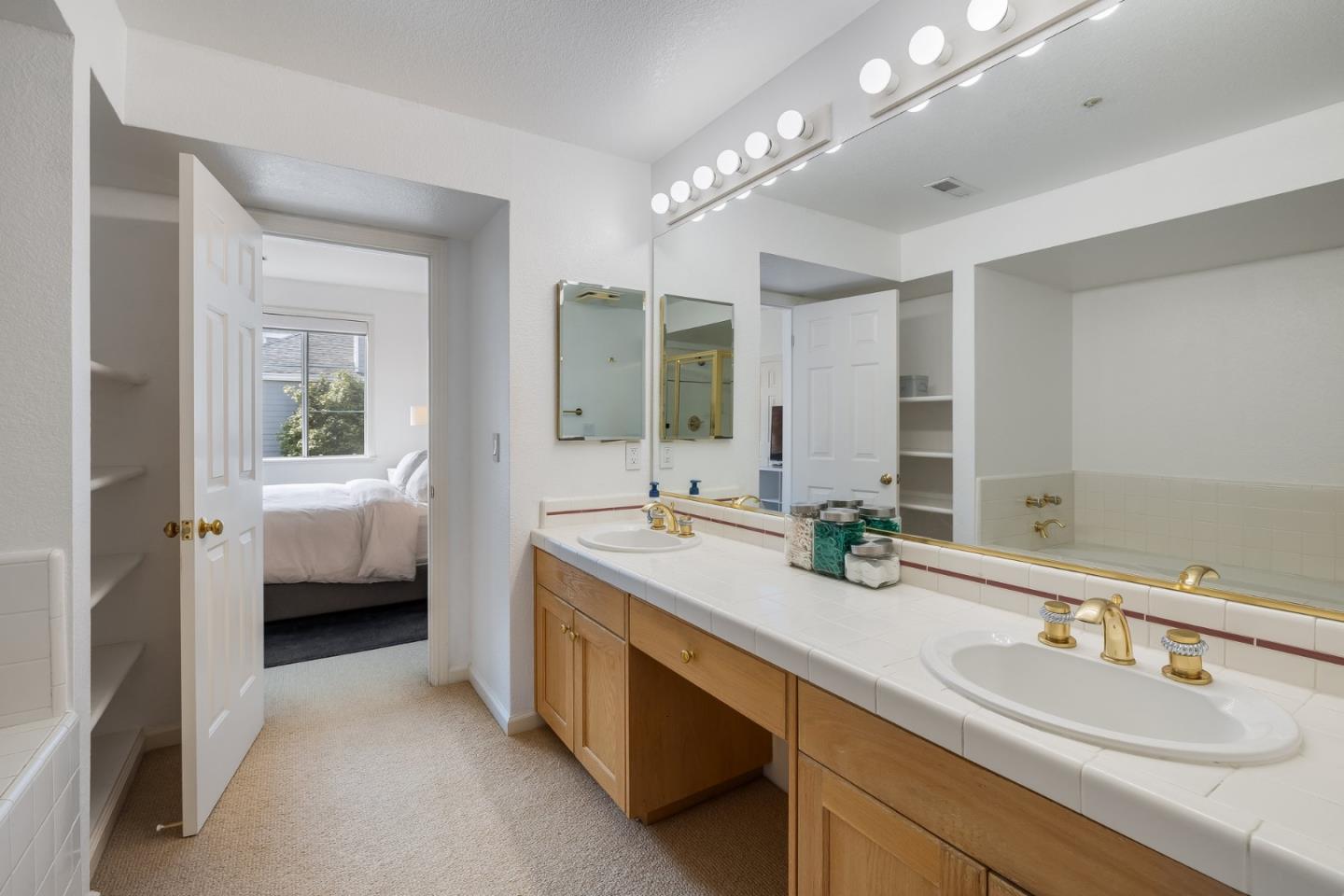 3421 El Camino Real # 11