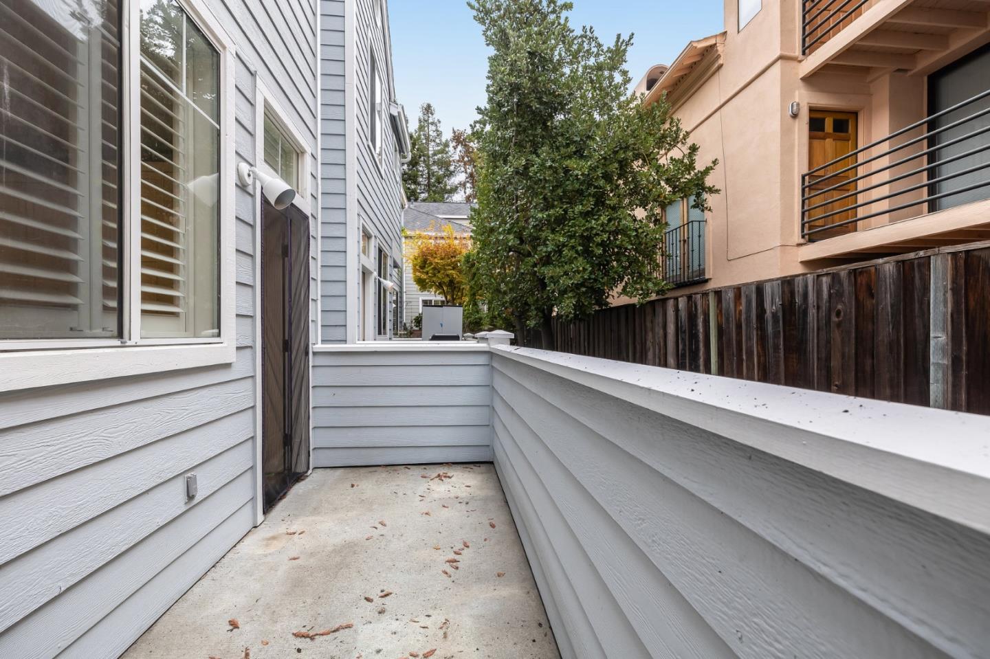 3421 El Camino Real # 11