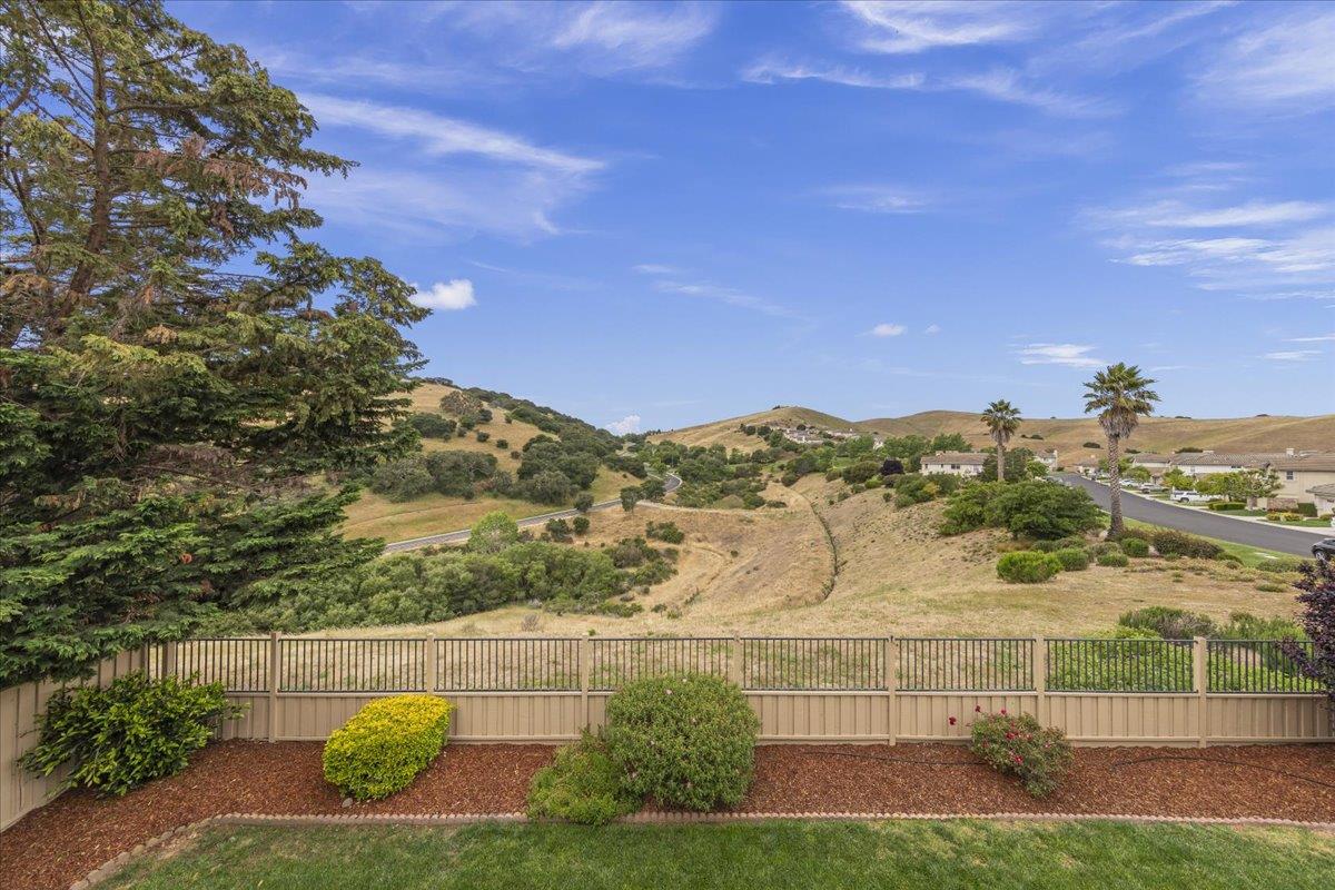 26214 Acclaim Court