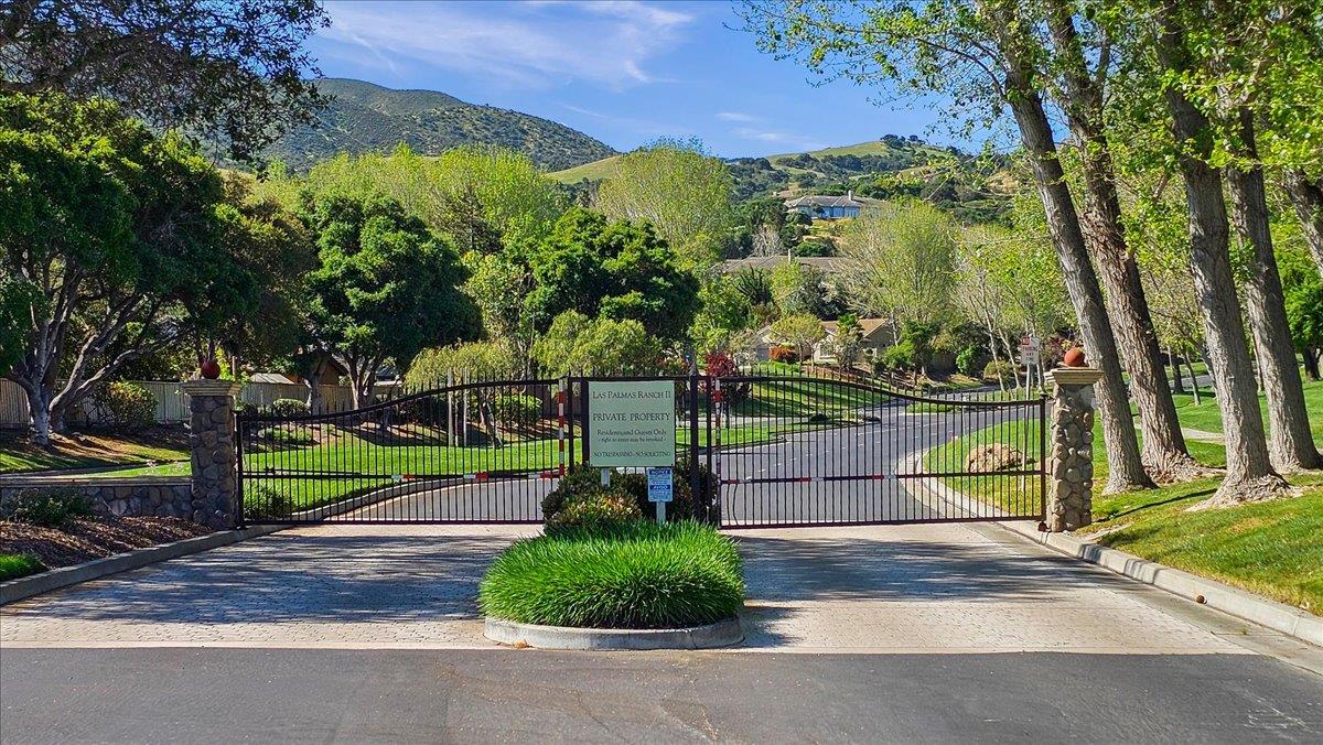 26214 Acclaim Court