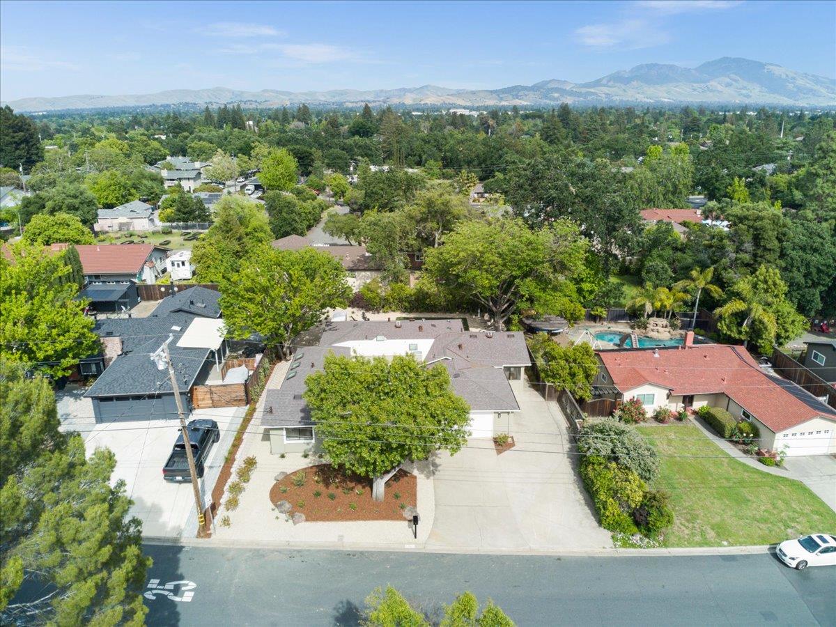 198 Greenwich Drive