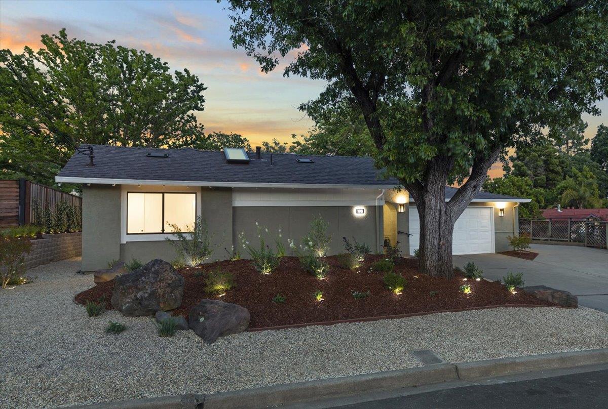 198 Greenwich Drive