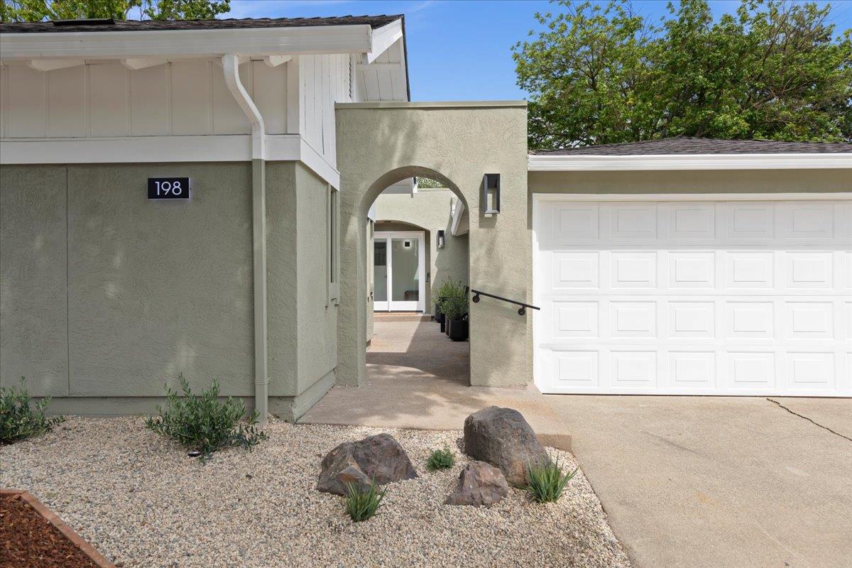198 Greenwich Drive