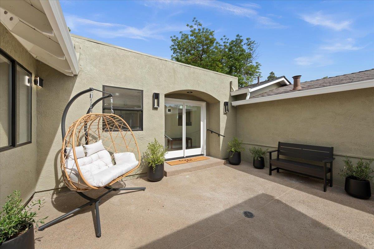 198 Greenwich Drive