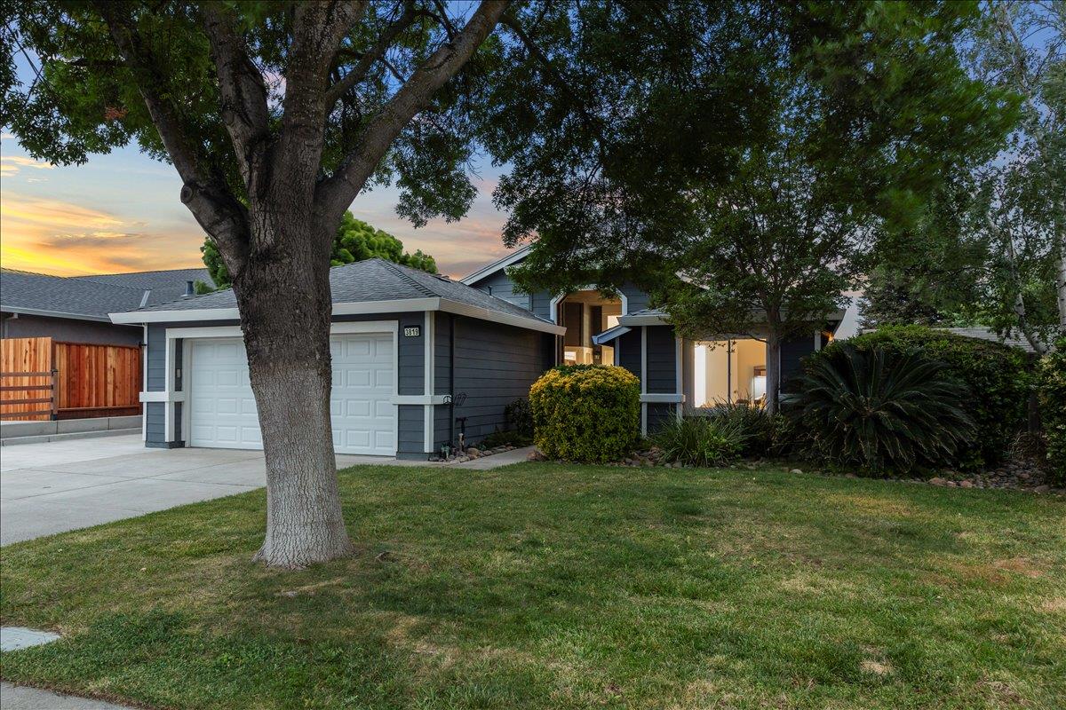 3819 Pato Lane