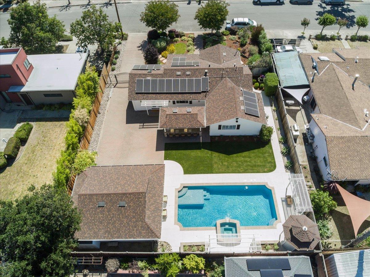 1361 Flora Avenue