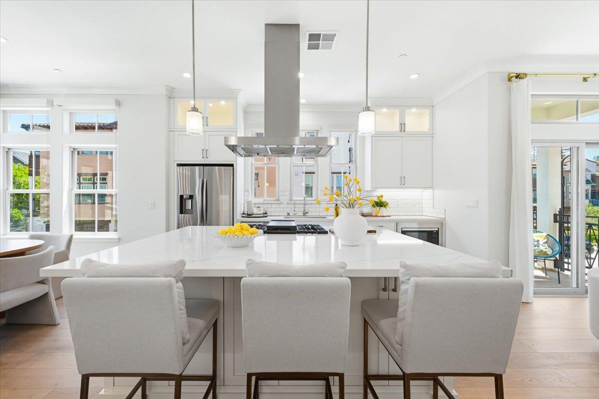 2360 Toledo Terrace