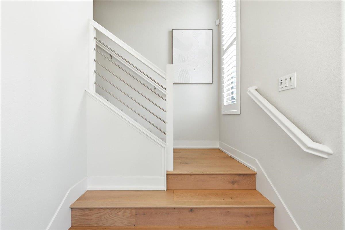 2360 Toledo Terrace