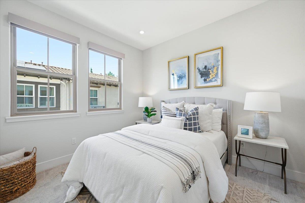 2360 Toledo Terrace