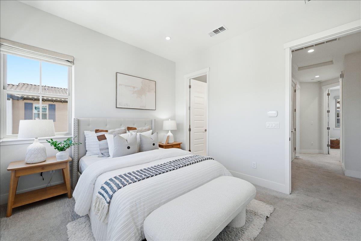 2360 Toledo Terrace