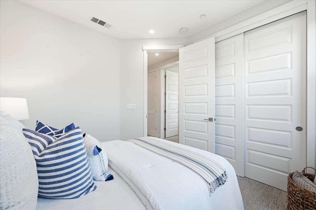2360 Toledo Terrace