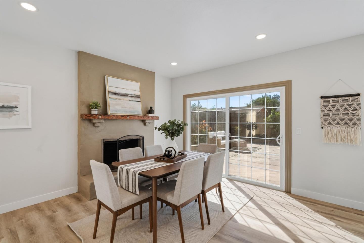 1713 Alhambra Court