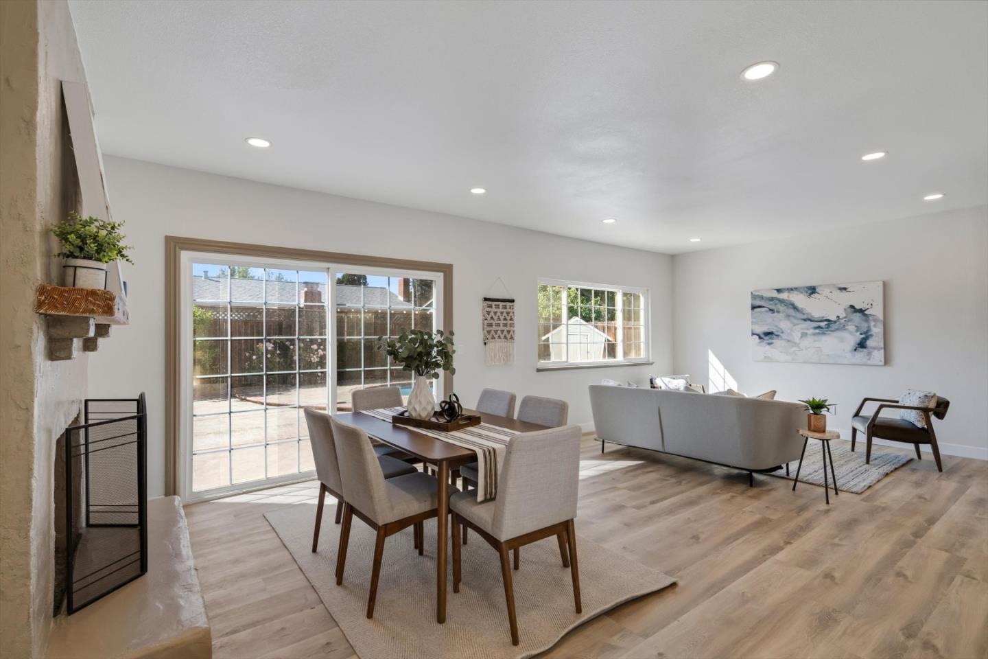 1713 Alhambra Court